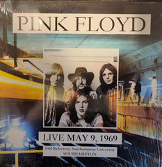 Live at Old Refectory, Southampton University - Southampton May 9, 1969